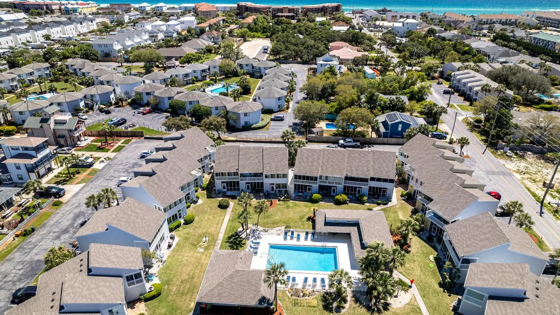 Sandpiper Cove 8245- By Holiday Isle Properties Destin United States